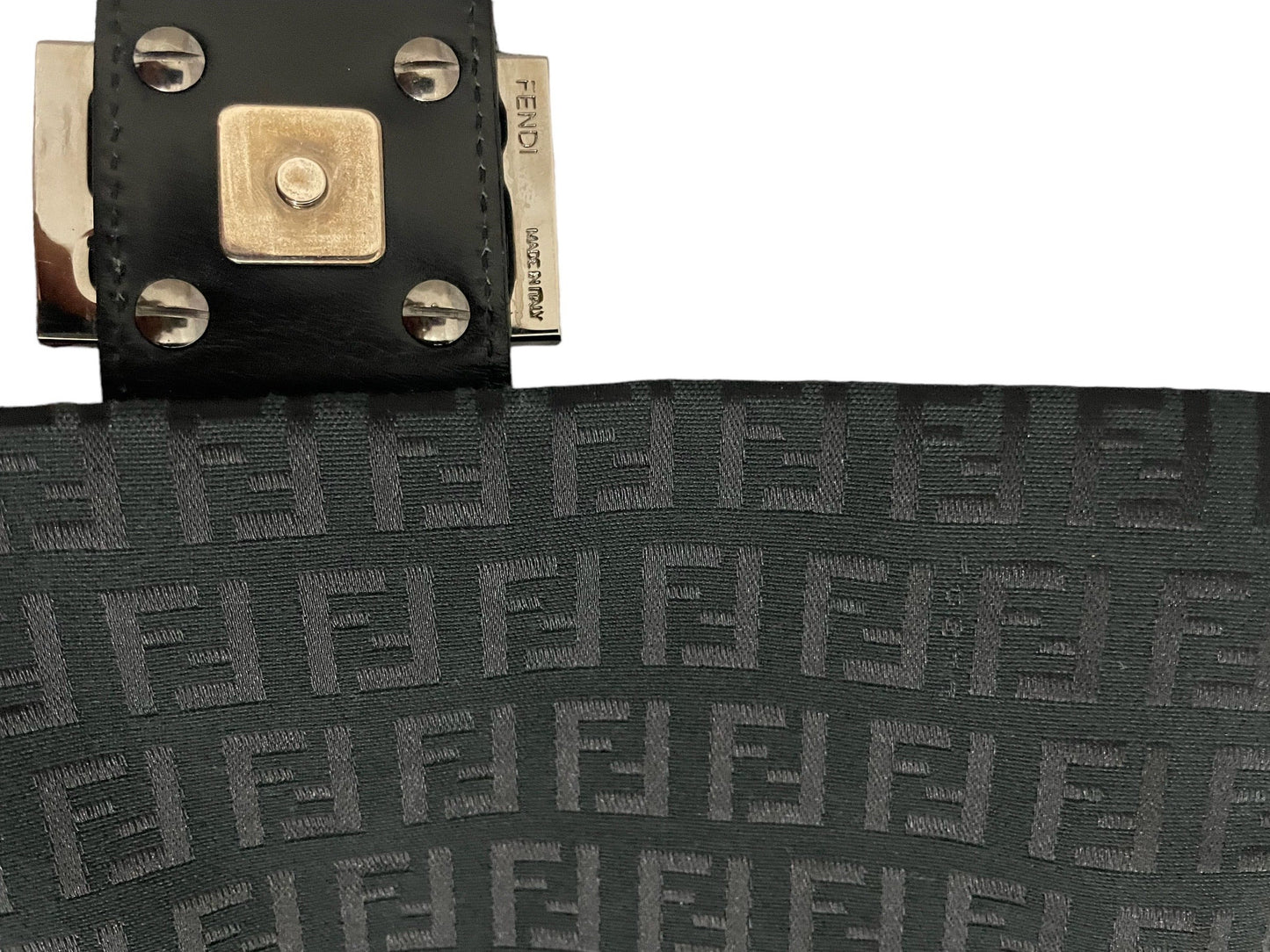 FENDI MAMMA BAGUETTE